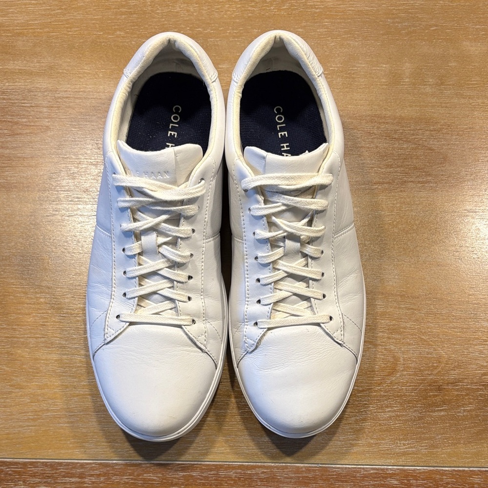 Cole Haan Men's White classic Sneakers-EUC! 91/2 M